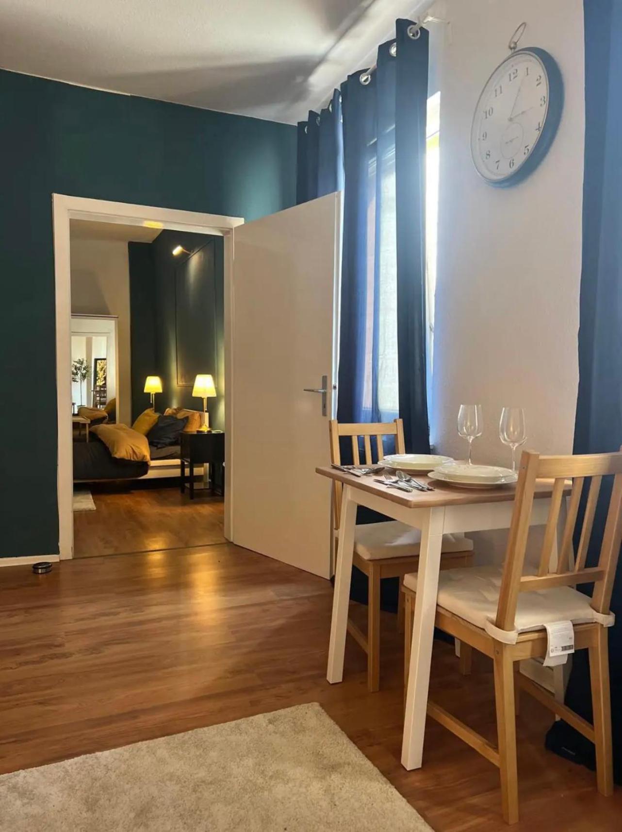 Luxury ,2 Room, Elite Location, 2 Lcd Tv Hannover